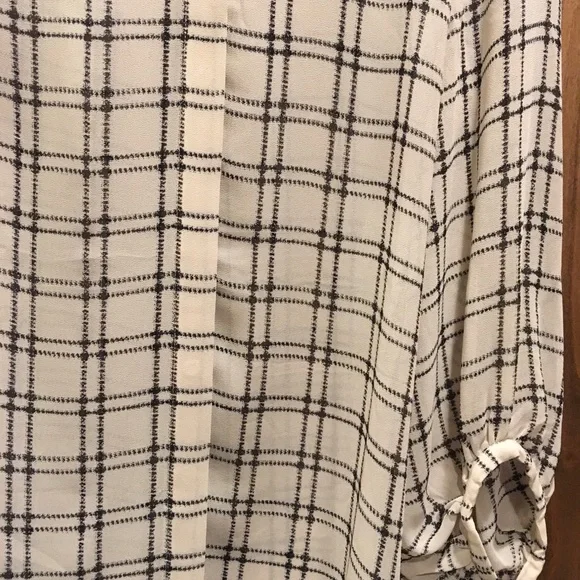 LOFT Cream and Black Plaid Blouse - Picture 2 of 6